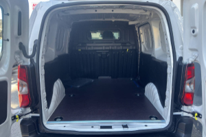 partner-kaw-650-standard-15-bluehdi-130-ss-panel-van-peugeot_299309.jpg