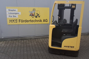 r14-warehouse-stacker-hyster_275649.jpg