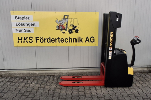 s12-warehouse-stacker-hyster_293567.jpg