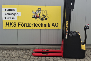s14-il-warehouse-stacker-hyster_293551.jpg