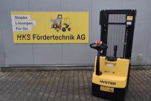 s14ac-warehouse-stacker-hyster_275643.jpg