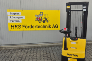 s16-il-el-warehouse-stacker-hyster_294477.jpg