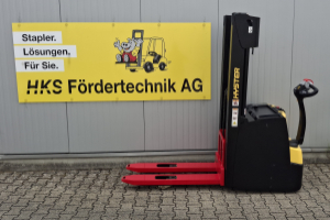 s16-il-warehouse-stacker-hyster_293916.jpg