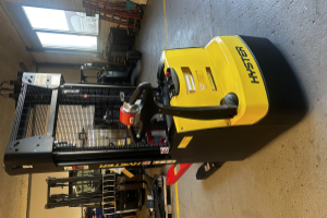 s16ac-il-warehouse-stacker-hyster_272964.jpg