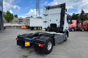 sattelzugmaschine_-_actros_1842_4x2_-_mercedes_248812.jpg