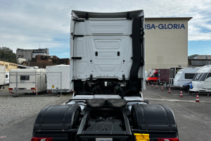 sattelzugmaschine_-_actros_1843_4x2__-_mercedes_226742.jpg