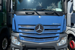 sattelzugmaschine_-_actros_1845_hd4x4_getriebeschaden__-_mercedes_249733.jpg