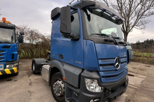 sattelzugmaschine_-_actros_1845_hd4x4_getriebeschaden__-_mercedes_249735.jpg