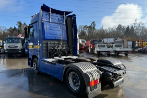 sattelzugmaschine_-_actros_1846_4x2_adr_-_mercedes_272614.jpg
