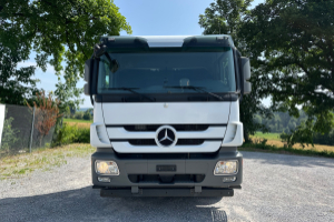 sattelzugmaschine_-_actros_1846_4x2_org_132_000km_-_mercedes_237785.jpg