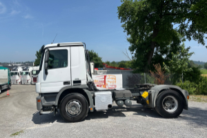 sattelzugmaschine_-_actros_1846_4x2_org_132_000km_-_mercedes_237791.jpg