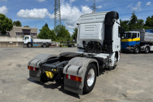 sattelzugmaschine_-_actros_1848_4x2_-_mercedes_235217.jpg