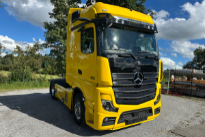 sattelzugmaschine_-_actros_1853_4x2_edition1_retarder__-_mercedes_249347.jpg