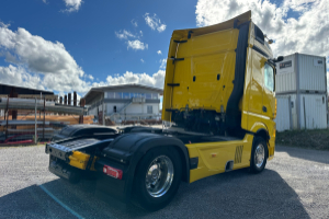 sattelzugmaschine_-_actros_1853_4x2_edition1_retarder__-_mercedes_249351.jpg