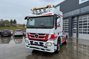 sattelzugmaschine_-_actros_2044_4x4__-_mercedes_247782.jpg