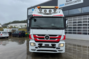 sattelzugmaschine_-_actros_2044_4x4__-_mercedes_247783.jpg