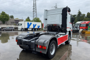 sattelzugmaschine_-_actros_2044_4x4__-_mercedes_247786.jpg