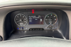 sattelzugmaschine_-_actros_2044_4x4__-_mercedes_247798.jpg