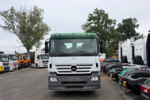 sattelzugmaschine_-_actros_2646_6x4_hydraulikundmischer_pumpe__-_mercedes_307903.jpg