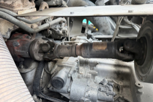 sattelzugmaschine_-_actros_2646_6x4_hydraulikundmischer_pumpe__-_mercedes_307912.jpg