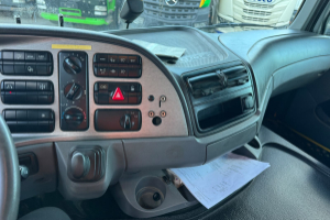 sattelzugmaschine_-_actros_2651_v8_6x4_-_mercedes_305520.jpg