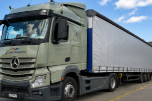 sattelzugmaschine_-_actros___auflieger__schmitz__-_mercedes_293486.jpg