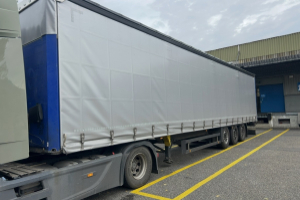 sattelzugmaschine_-_actros___auflieger__schmitz__-_mercedes_293490.jpg