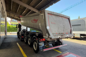 sattelzugmaschine_-_c480_4x2_-_renault_291318.jpg