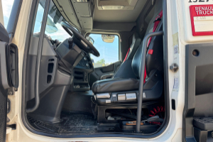 sattelzugmaschine_-_c480_6x4__-_renault_296976.jpg