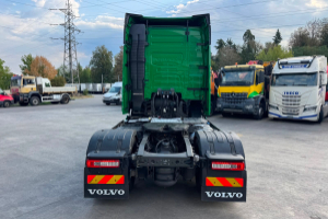 sattelzugmaschine_-_fh-420_4x2__-_volvo_300780.jpg