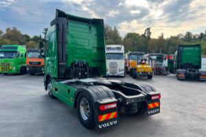 sattelzugmaschine_-_fh-420_4x2__-_volvo_300781.jpg