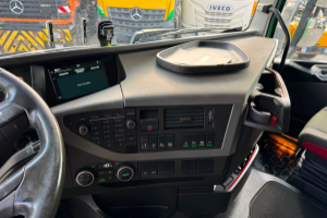 sattelzugmaschine_-_fh-420_4x2__-_volvo_300791.jpg