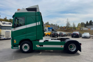 sattelzugmaschine_-_fh-460_4x2_-_volvo_301771.jpg