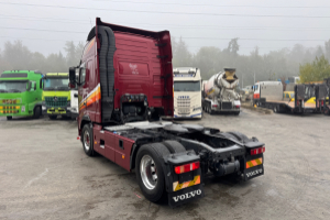 sattelzugmaschine_-_fh-460_4x2_-_volvo_309008.jpg
