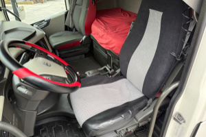 sattelzugmaschine_-_fh-460_4x2__-_volvo_256921.jpg