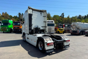 sattelzugmaschine_-_fh-500_4x2_-_volvo_299999.jpg