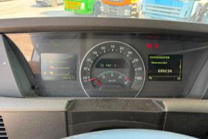 sattelzugmaschine_-_fh-500_4x2_-_volvo_300008.jpg