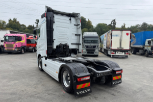 sattelzugmaschine_-_fh-500_4x2__-_volvo_255200.jpg