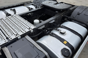 sattelzugmaschine_-_fh-500_4x2__-_volvo_255202.jpg