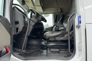 sattelzugmaschine_-_fh-500_4x2__-_volvo_255204.jpg