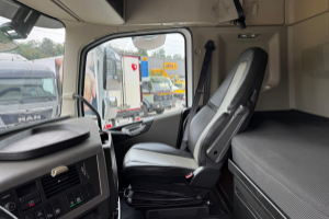 sattelzugmaschine_-_fh-500_4x2__-_volvo_255207.jpg