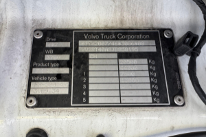 sattelzugmaschine_-_fh-500_4x2__-_volvo_255210.jpg