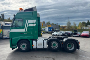 sattelzugmaschine_-_fh-500_6x2__-_volvo_303355.jpg