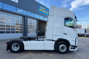 sattelzugmaschine_-_fh-500_tc_4x2_-_volvo_283583.jpg