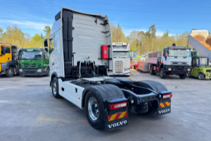 sattelzugmaschine_-_fh-500_tc_4x2_-_volvo_283586.jpg
