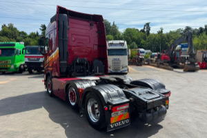 sattelzugmaschine_-_fh-540_6x2_pusher_-_volvo_296199.jpg