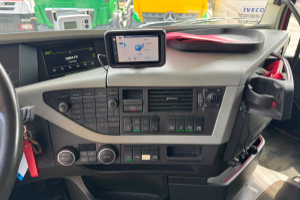 sattelzugmaschine_-_fh-540_6x2_pusher_-_volvo_296206.jpg