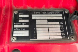 sattelzugmaschine_-_fh-540_6x2_pusher_-_volvo_296208.jpg
