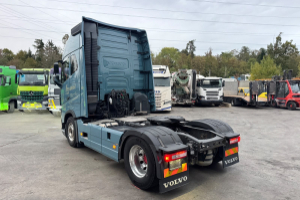 sattelzugmaschine_-_fh16-750_4x2_-_volvo_308660.jpg