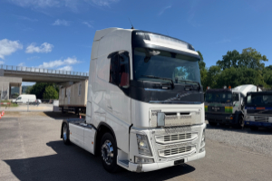 sattelzugmaschine_-_fh_460_4x2__-_volvo_293354.jpg